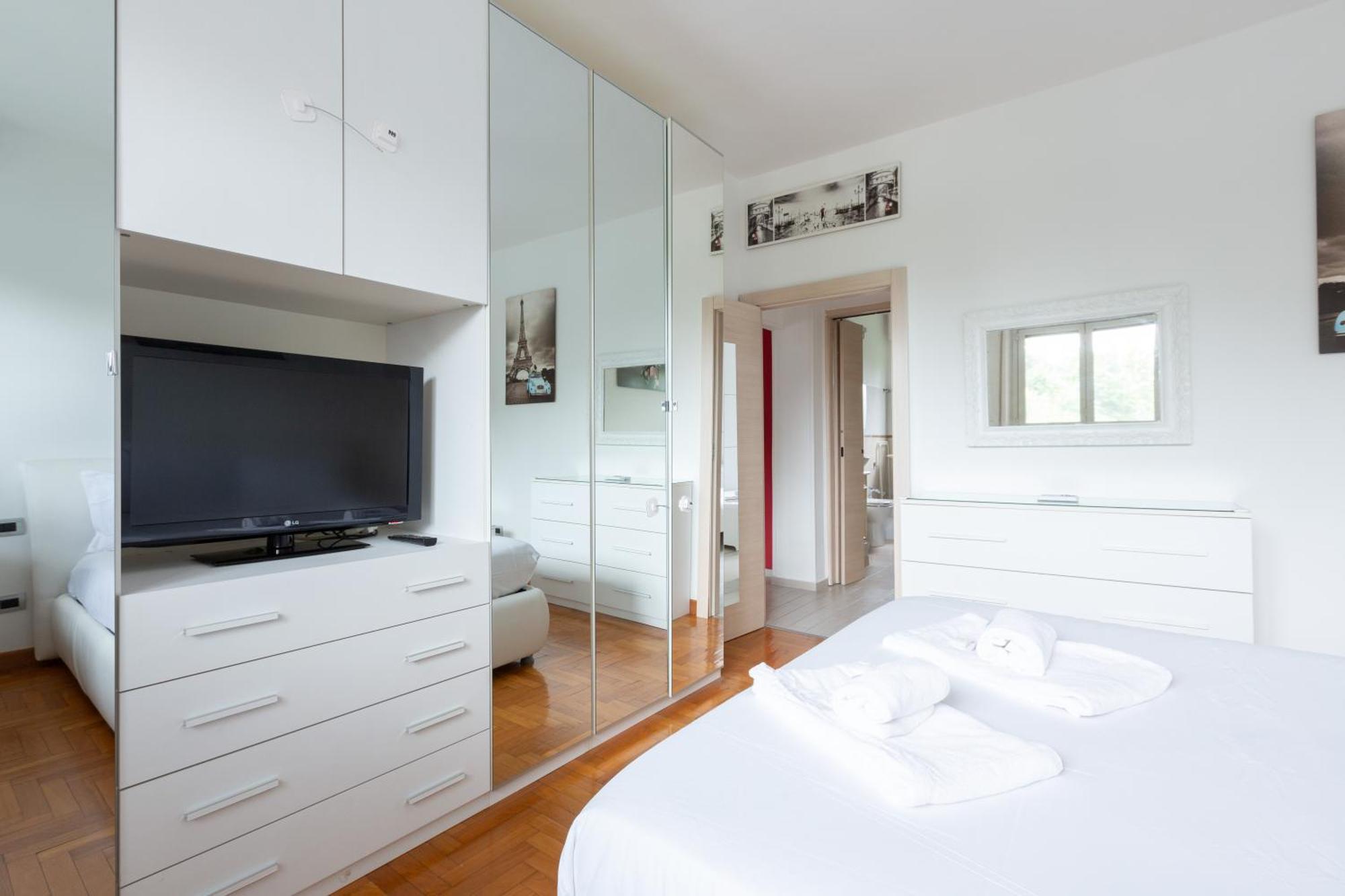 Apartamento San Siro Large Flat Milão